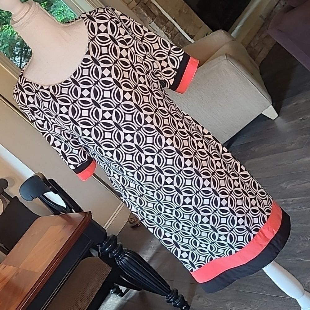R&K sz M geometric print dress